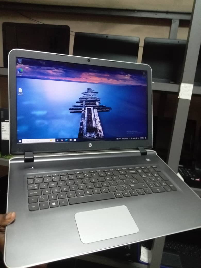 HP Pavilion Gaming (AMD Radeon R3)