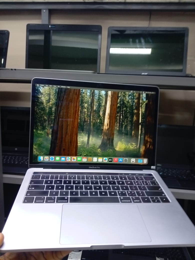 MacBook Pro 2019 Touchbar