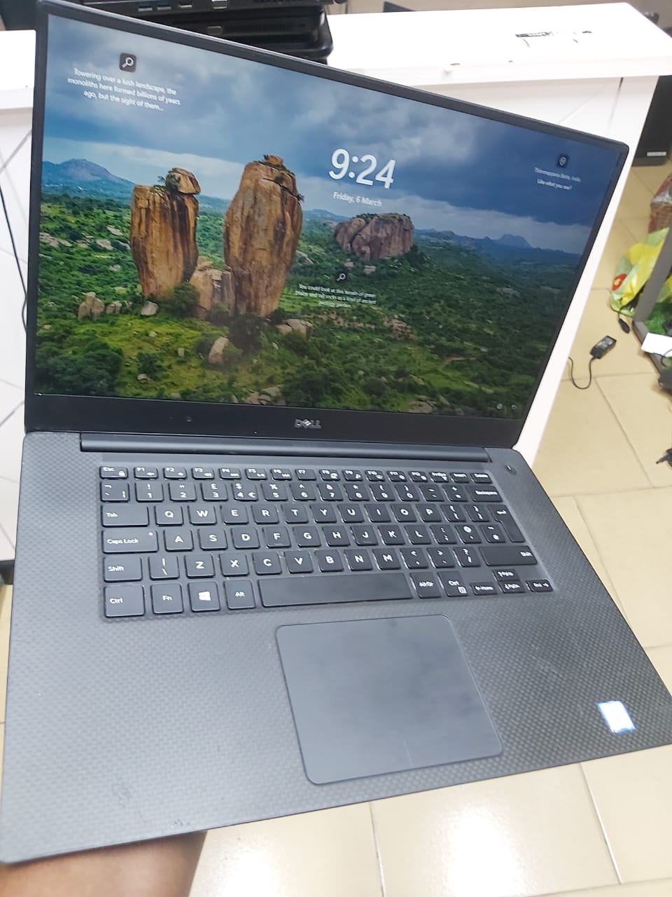 Dell XPS 15 9560 GAMING