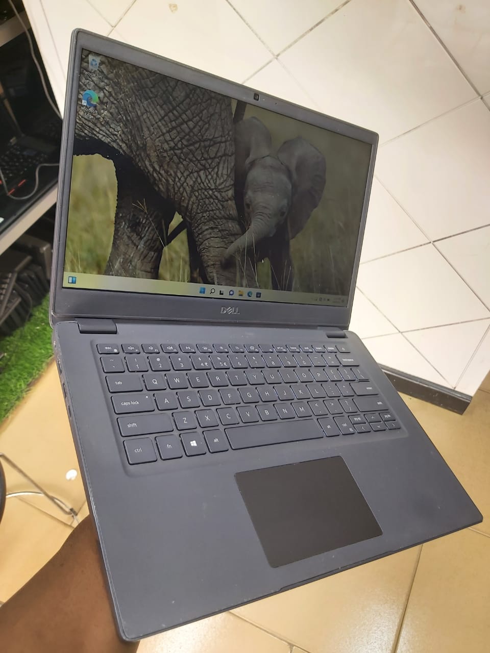 DELL LATITUDE 3410 i5